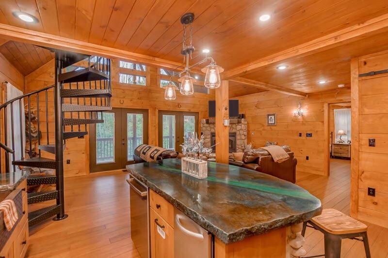 The Buckhorn By Stony Brook Cabins Gatlinburg Bagian luar foto