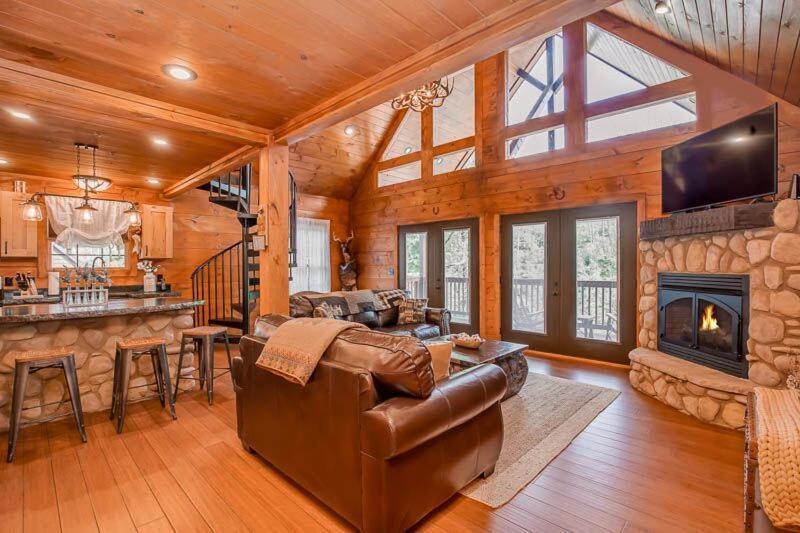 The Buckhorn By Stony Brook Cabins Gatlinburg Bagian luar foto