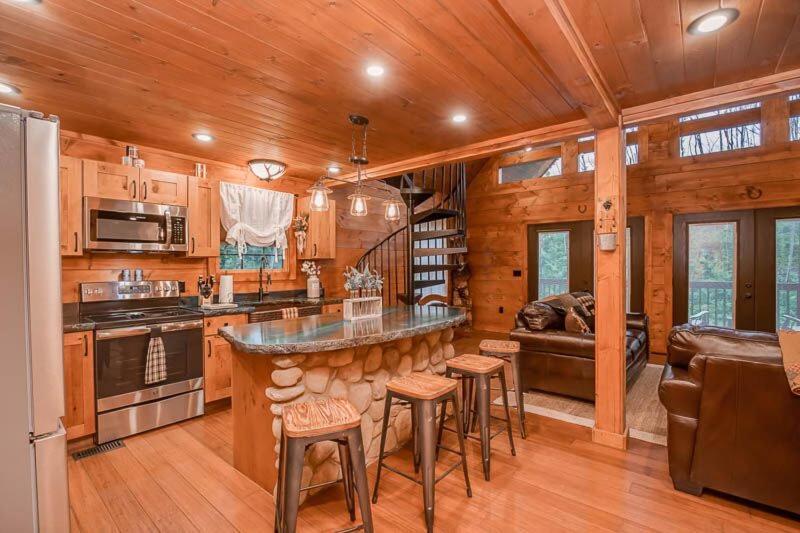 The Buckhorn By Stony Brook Cabins Gatlinburg Bagian luar foto