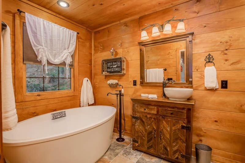 The Buckhorn By Stony Brook Cabins Gatlinburg Bagian luar foto